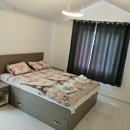 Apartments Olga Tivat Ngoại thất bức ảnh